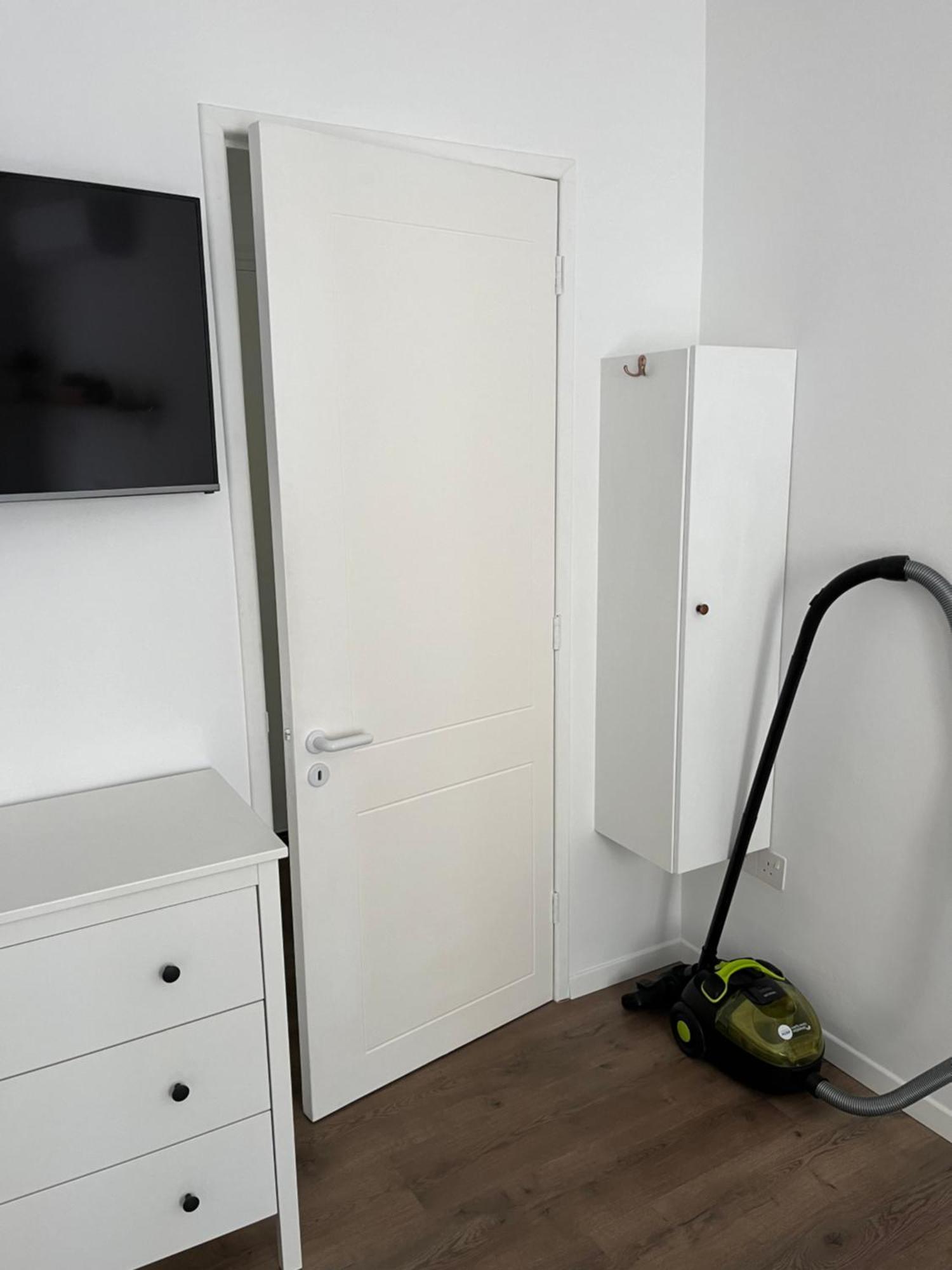 Apartment In Residential Complex With Pool Klorakas Eksteriør bilde
